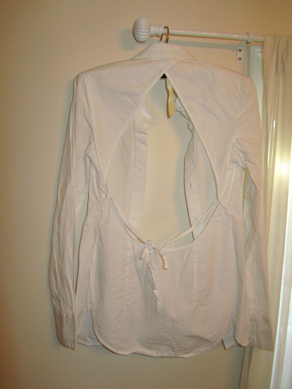 H&M Backless White Collared Button-Up Shirt